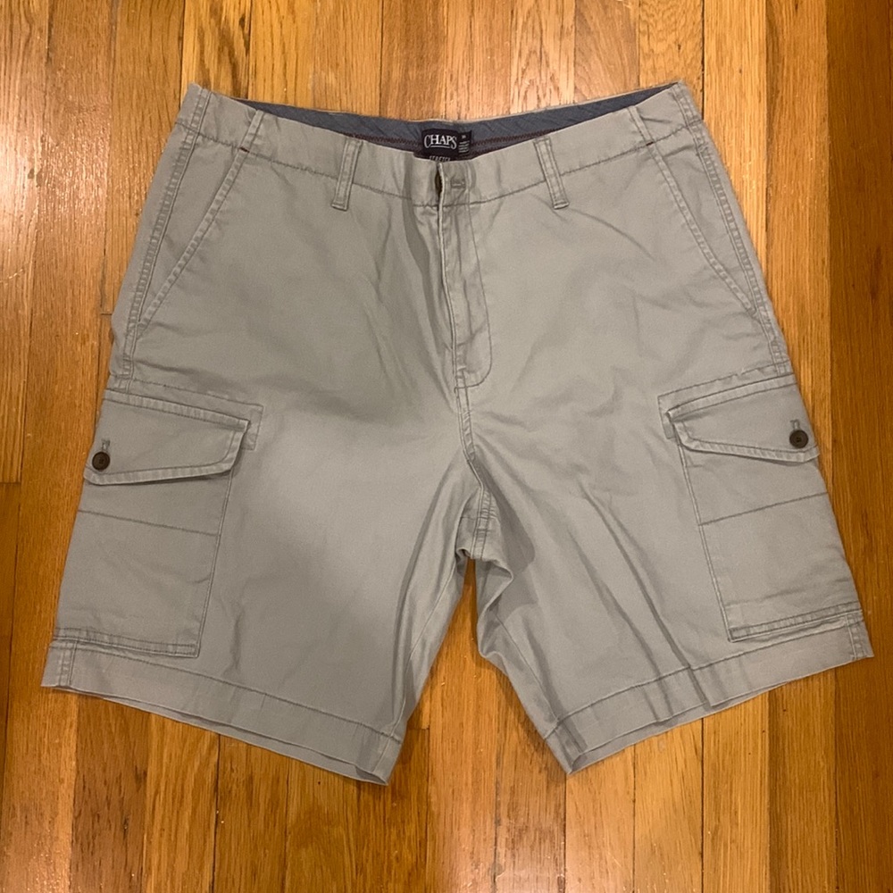 CHAPS Men's Grey Stretch Cargo Shorts, Size 38